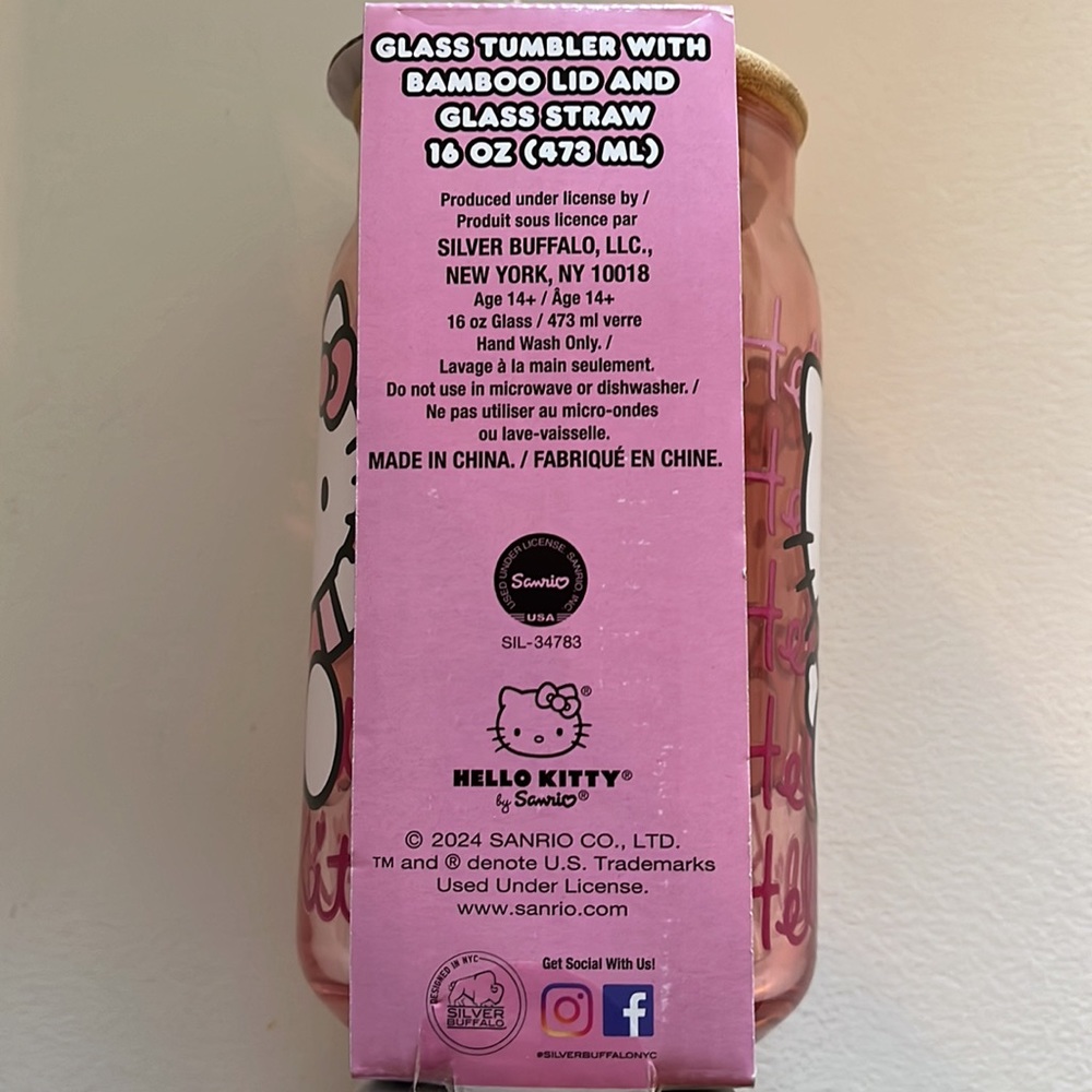 Hello Kitty Glass Tumbler w/Glass Straw 16 Oz NIB - Picture 2 of 4